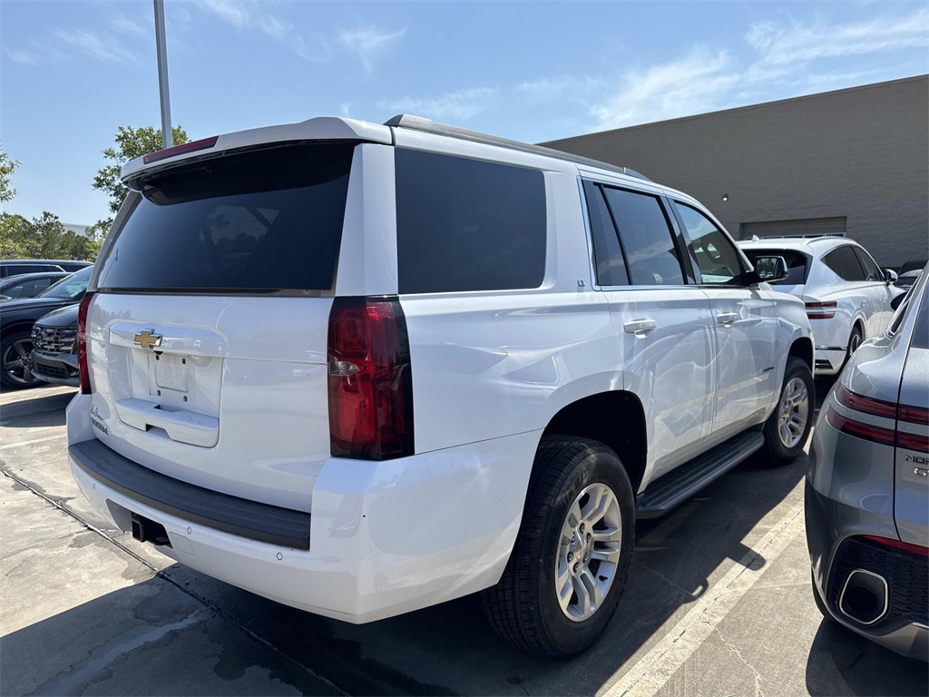 2019 Chevrolet Tahoe LT photo 3
