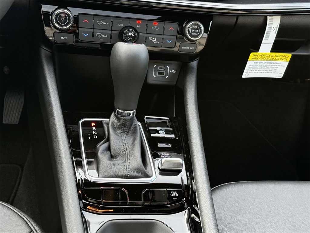 2025 Jeep Compass Limited photo 20