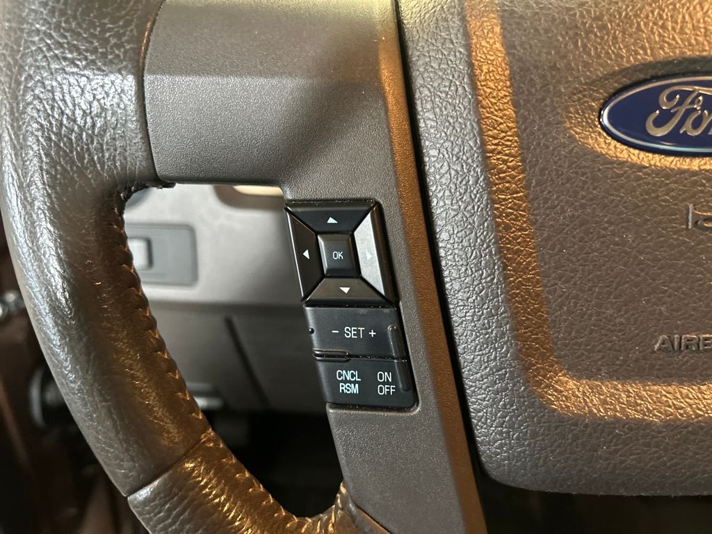 2012 Ford F-150 XLT photo 12