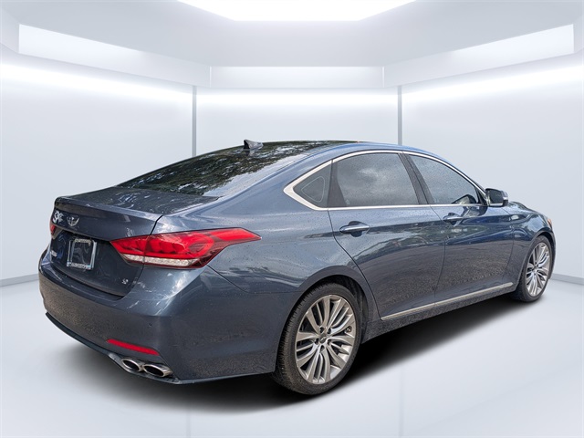2015 Hyundai Genesis 5.0 photo 3