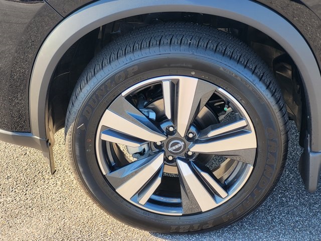 2025 Nissan Rogue SL photo 9