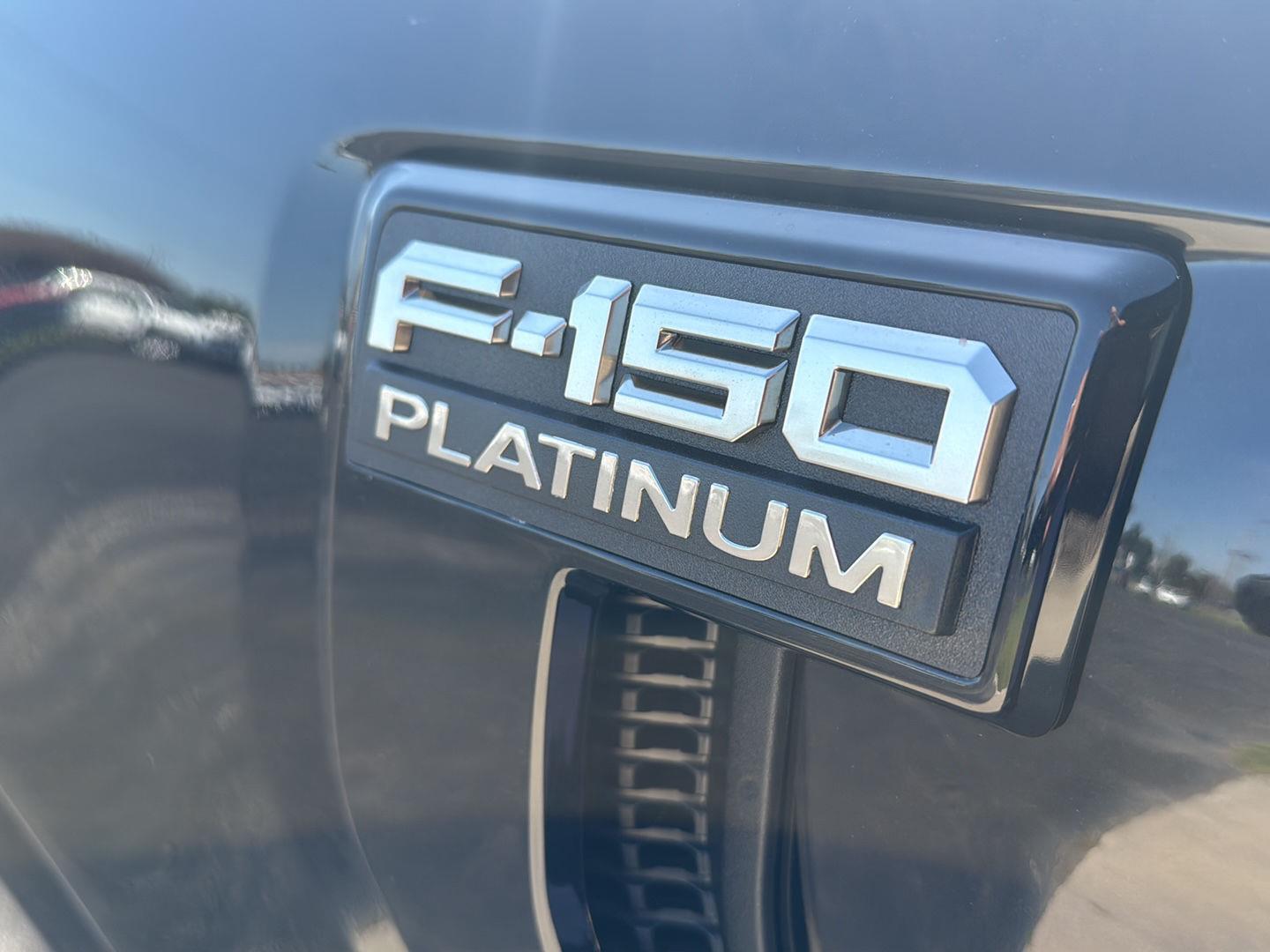 2025 Ford F-150 Platinum photo 4