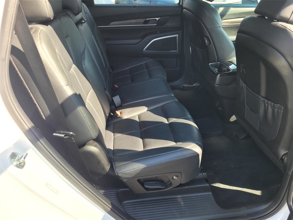 2022 Kia Telluride EX photo 19