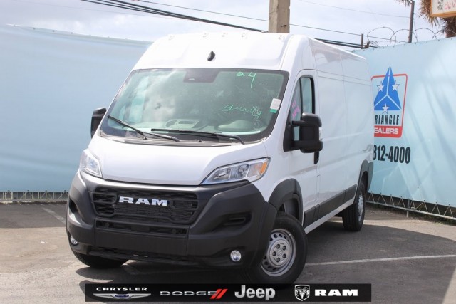 Nuevo 2024 Ram ProMaster 2500 High Roof 3D Cargo Van en Ponce