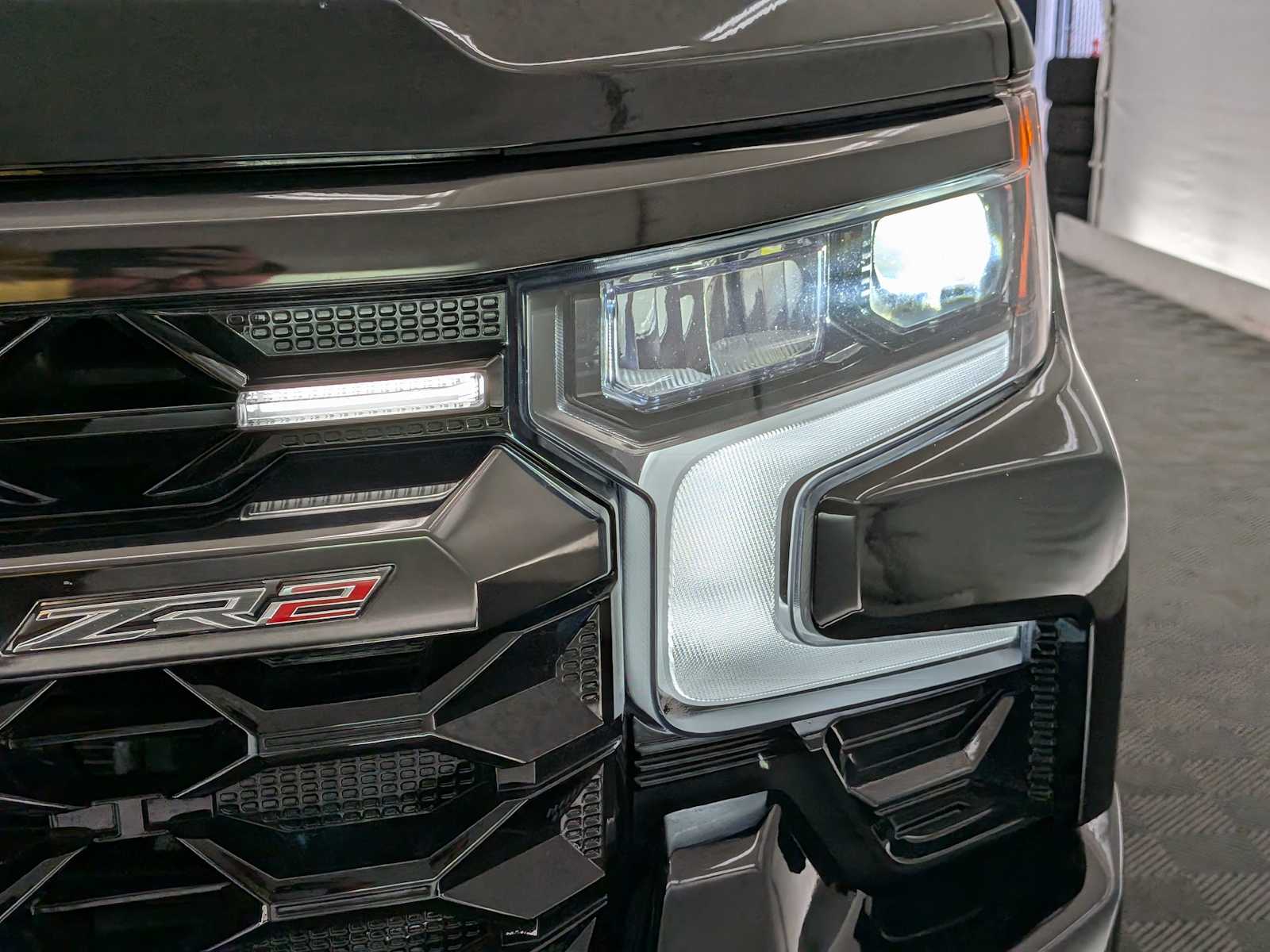 2024 Chevrolet Silverado 1500 ZR2 photo 9