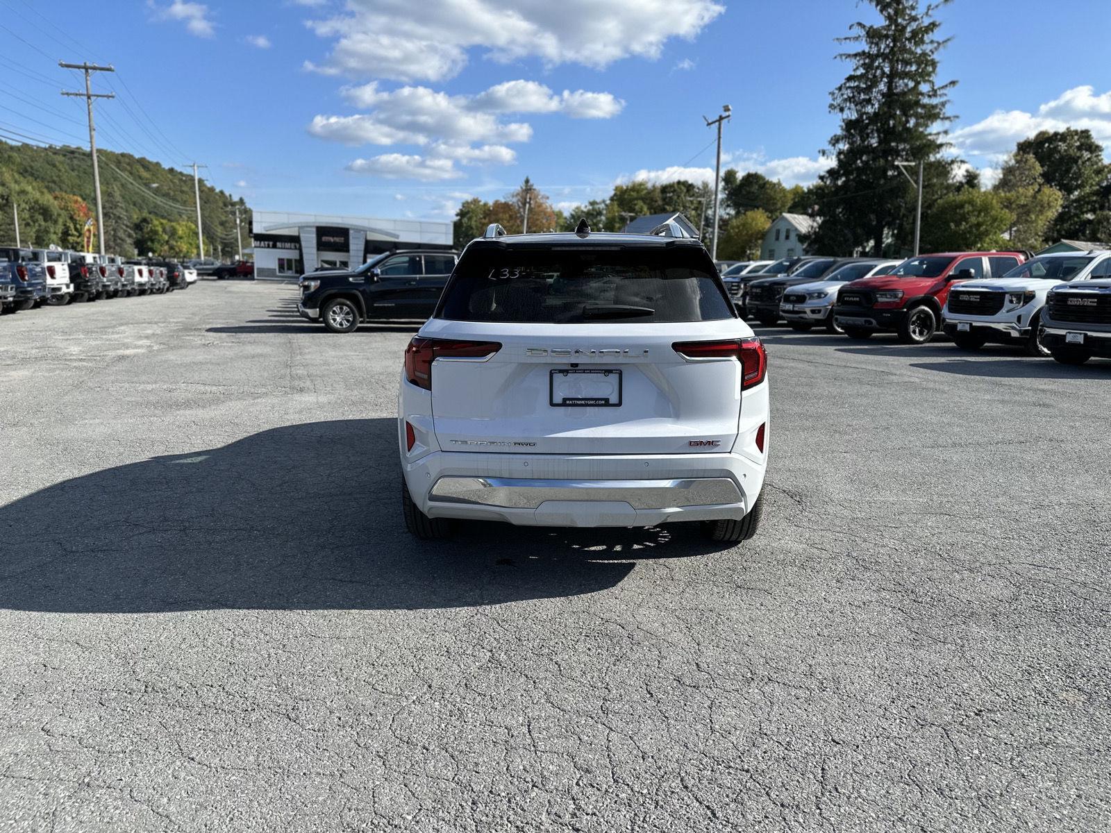 2026 Gmc Terrain Denali photo 4
