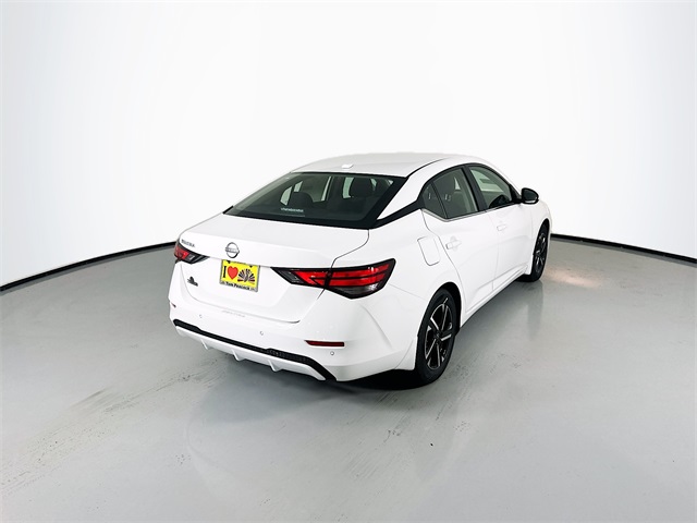 2025 Nissan Sentra SV photo 8