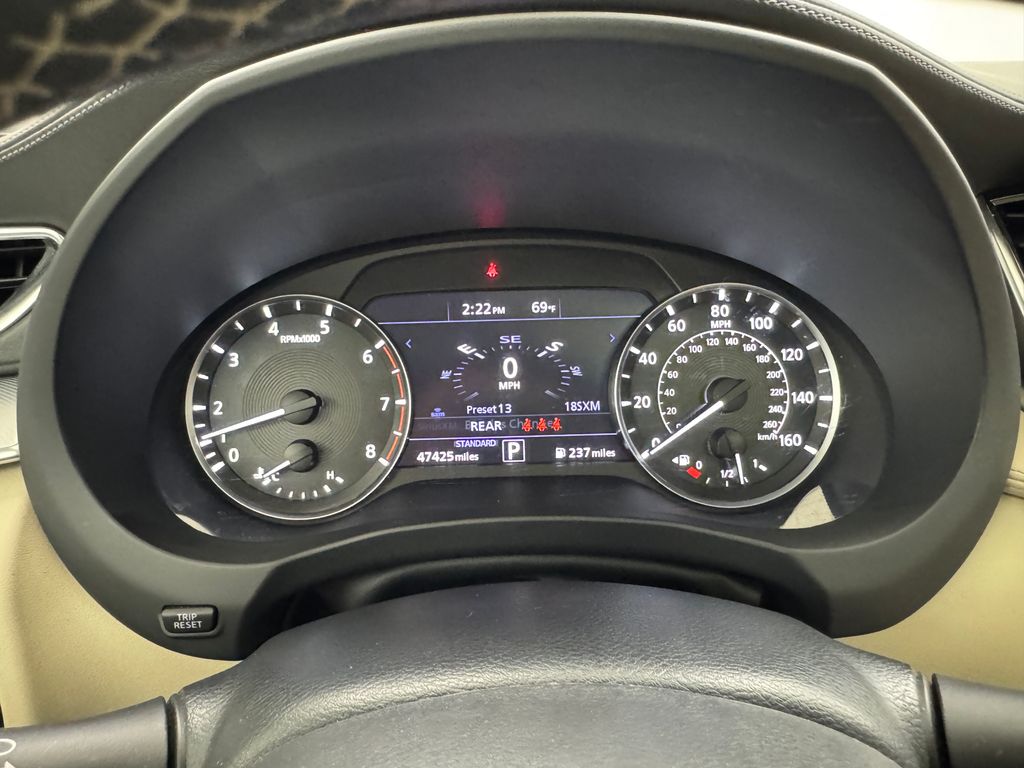 2020 Infiniti QX50 Luxe AWD photo 21