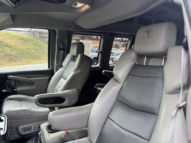 2022 Chevrolet Express Cargo Van 2500 photo 7