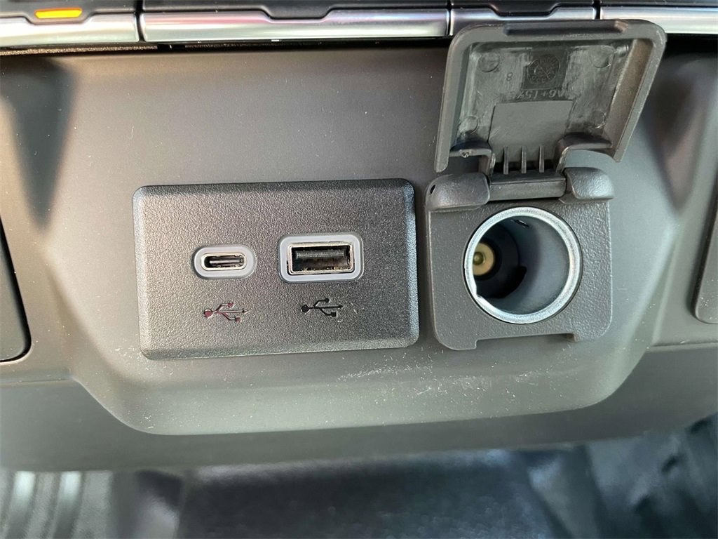 2025 Chevrolet Silverado 1500 photo 24