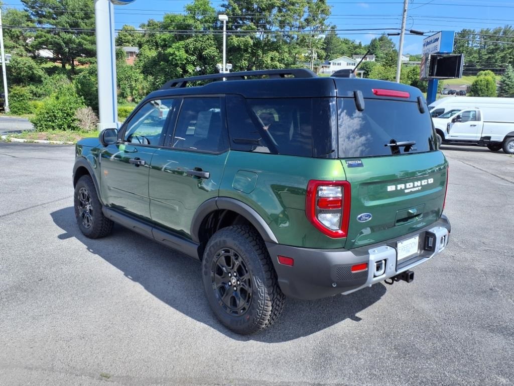2025 Ford Bronco Sport Badlands photo 3