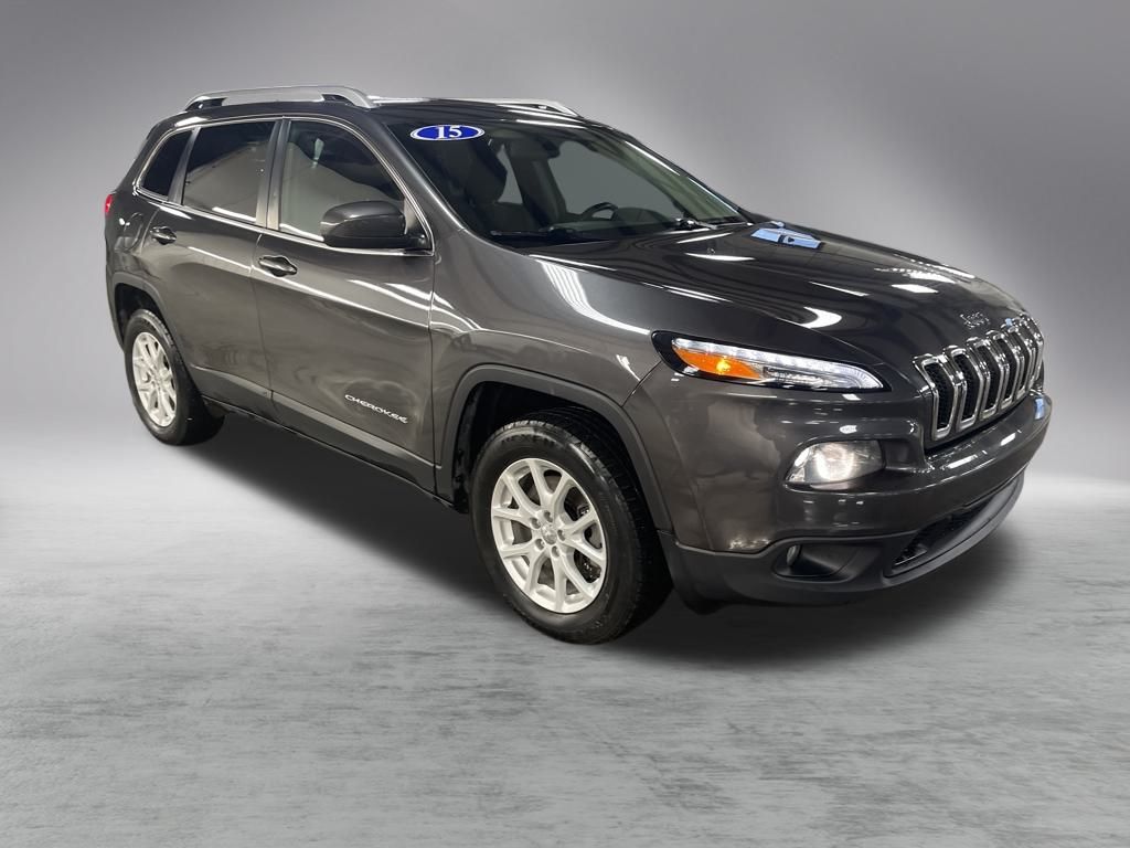 2015 Jeep Cherokee Latitude photo 4
