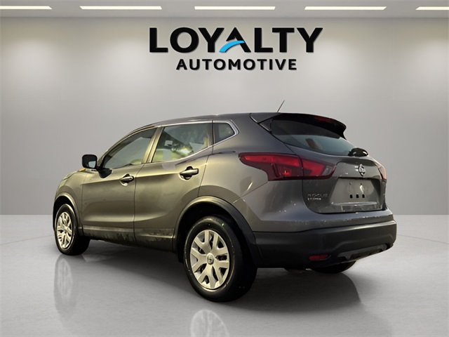 2019 Nissan Rogue Sport S photo 3