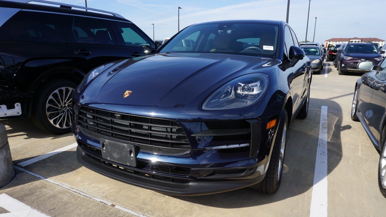 2021 Porsche Macan Base's photo