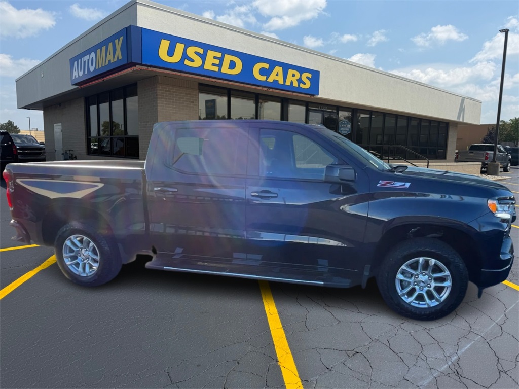 2022 Chevrolet Silverado 1500 RST photo 4