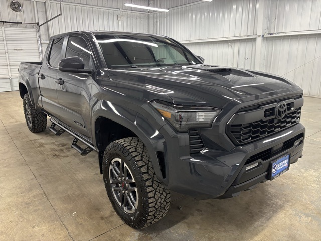 2024 Toyota Tacoma TRD Sport's photo
