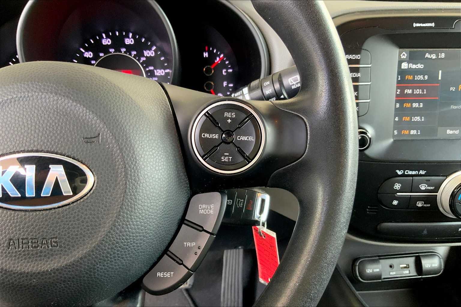 2019 Kia Soul Base photo 23