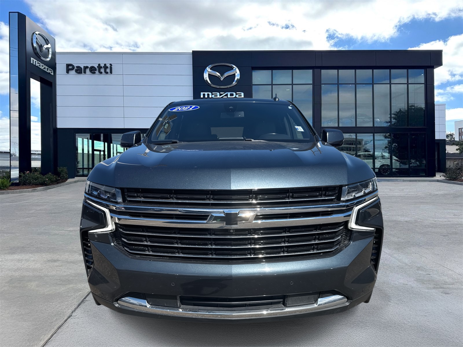 2021 Chevrolet Tahoe LT photo 3