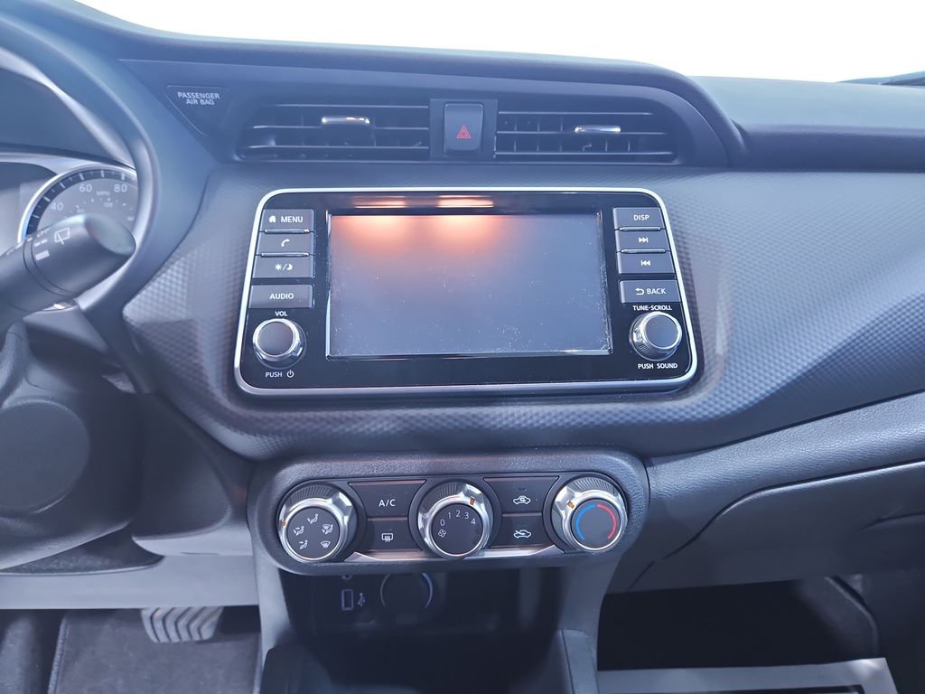 2024 Nissan Kicks S photo 17