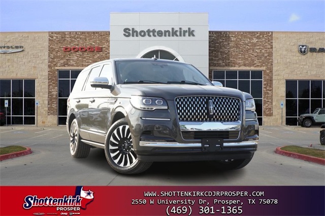 2023 Lincoln Navigator Black Label's photo