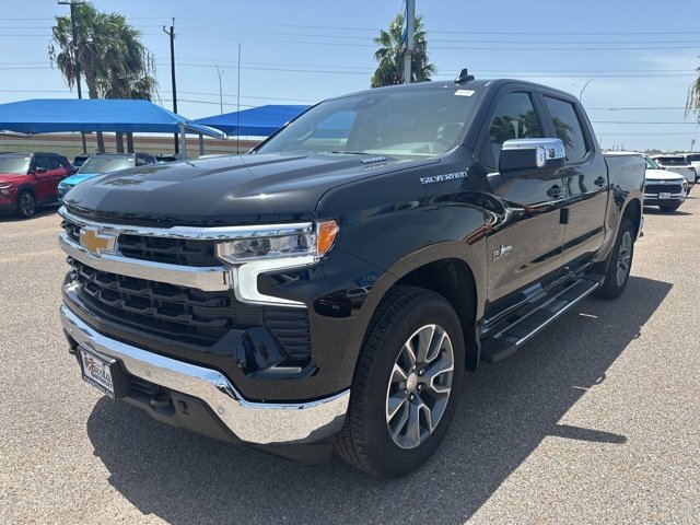 2025 Chevrolet Silverado 1500 LT photo 3