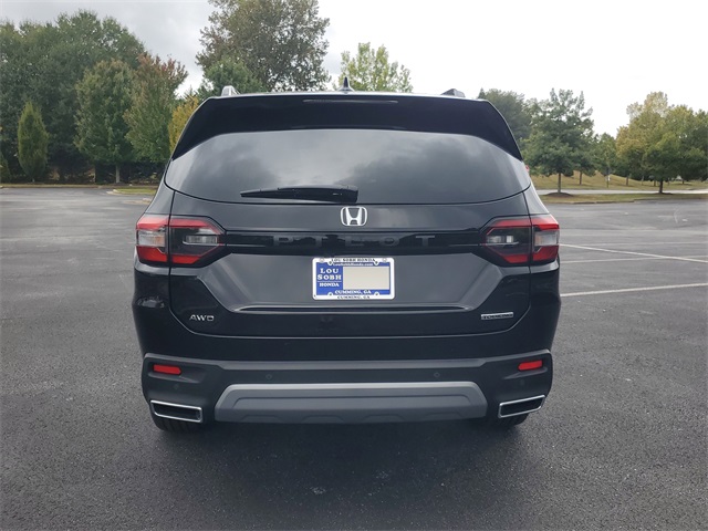 2025 Honda Pilot Touring photo 4