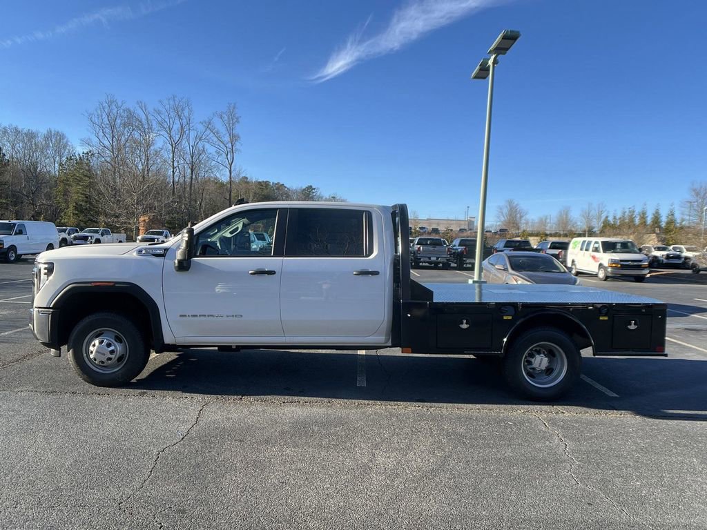 2025 Gmc Sierra 3500 HD Pro photo 4