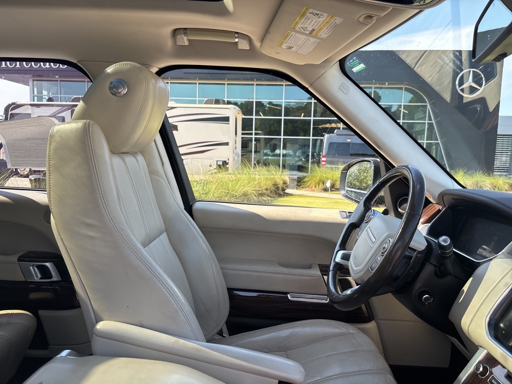 2015 Land Rover Range Rover SuperCharged photo 46