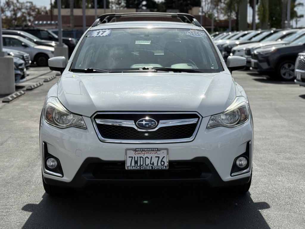 2017 Subaru Crosstrek 2.0i Premium photo 3