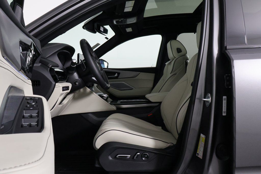 2026 Acura MDX SH-AWD A-Spec Advance photo 5