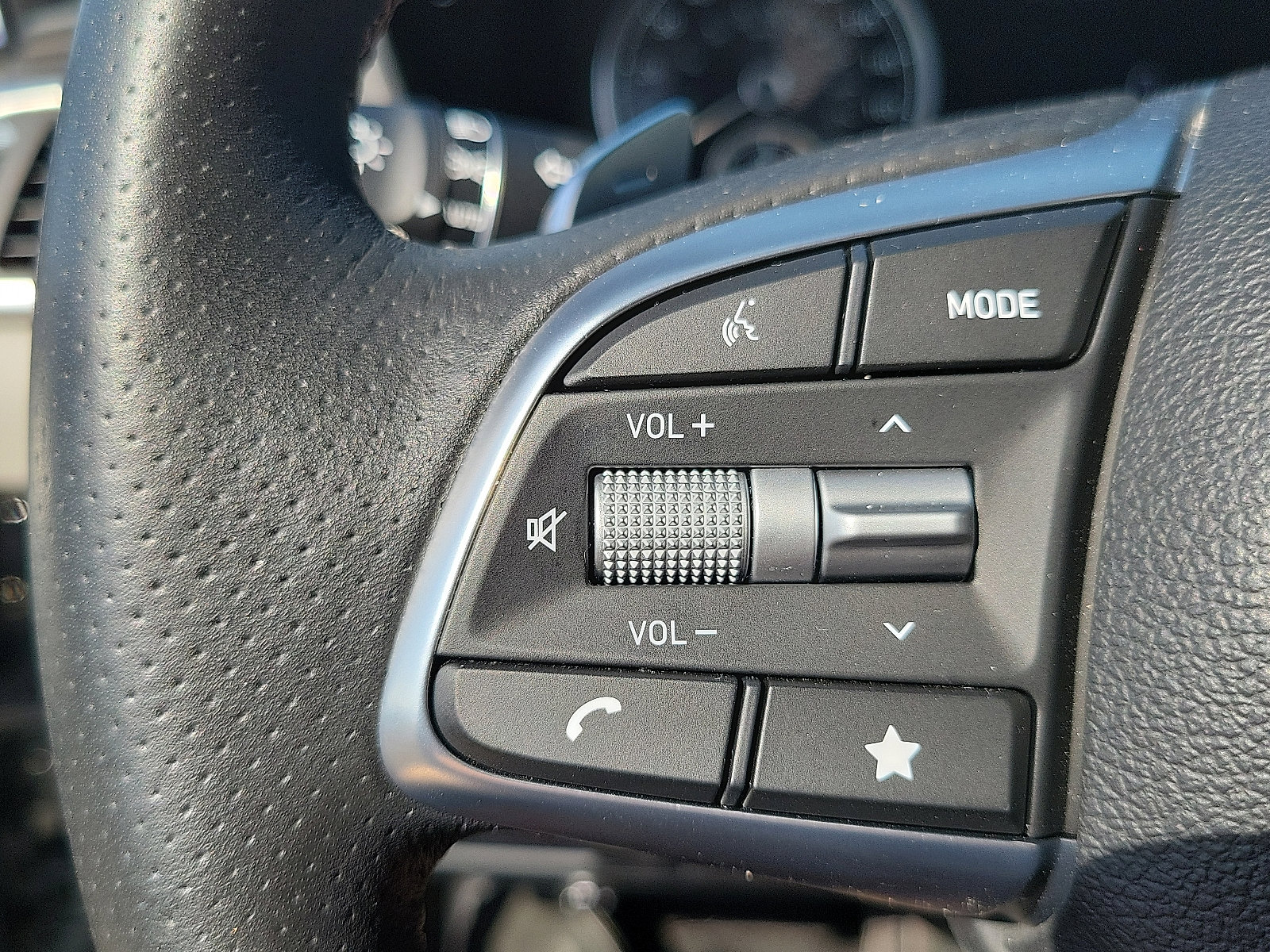 2023 Genesis G70 3.3T Sport Prestige Advanced photo 5