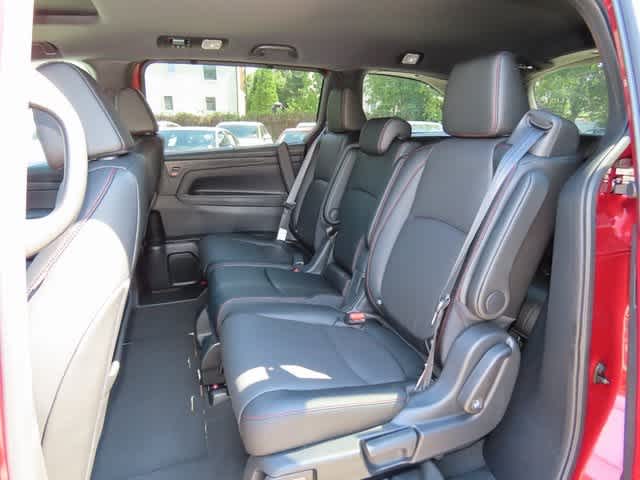 2026 Honda Odyssey photo 12