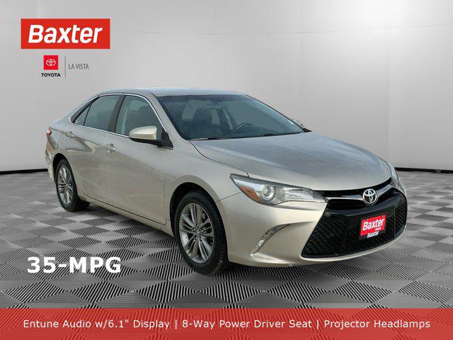 2016 Toyota Camry Special Edition's photo