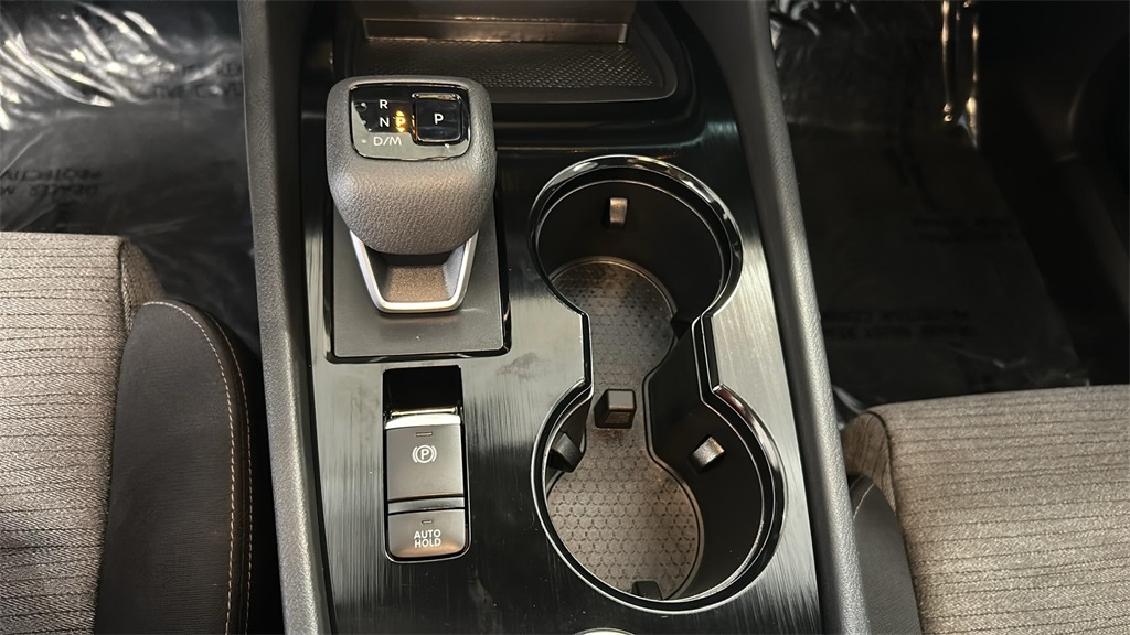2023 Nissan Rogue SV photo 24