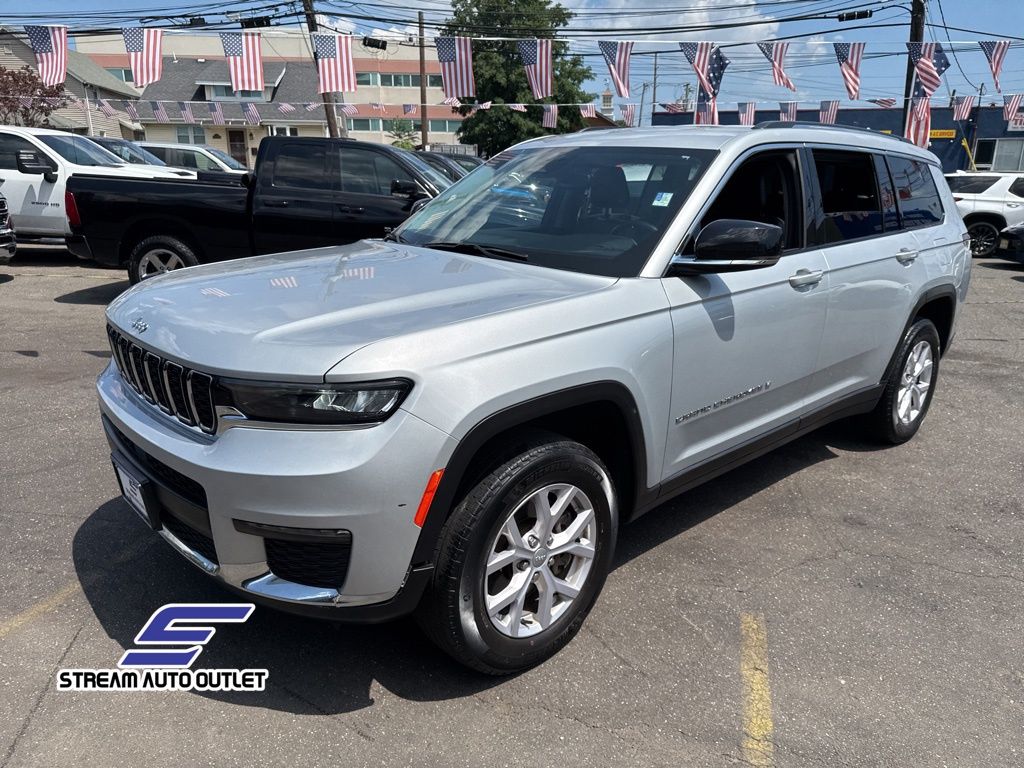2022 Jeep Grand Cherokee Limited photo 3