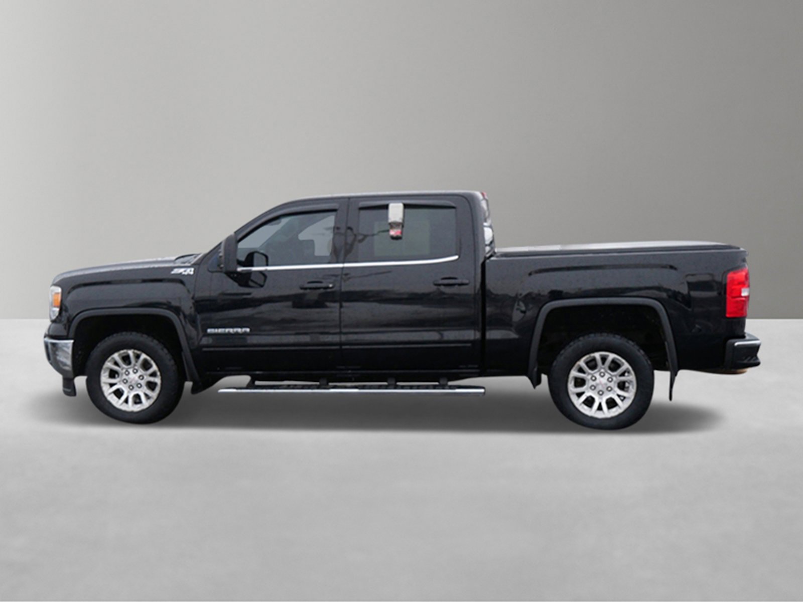 Used 2015 GMC Sierra 1500 SLE with VIN 3GTU2UEC1FG418707 for sale in White Bear Lake, Minnesota
