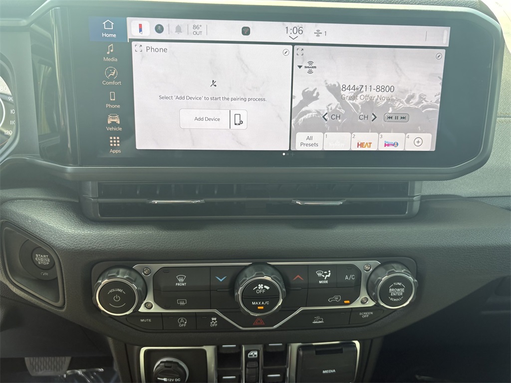 2025 Jeep Gladiator Sport S photo 17