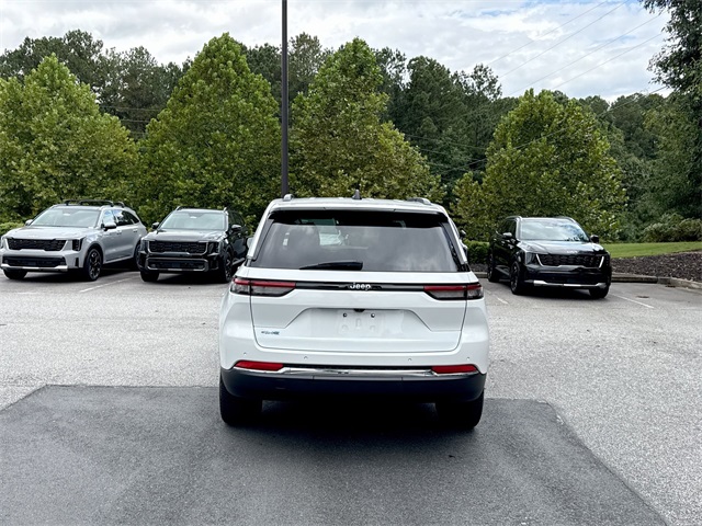 2022 Jeep Cherokee Limited 4xe photo 3