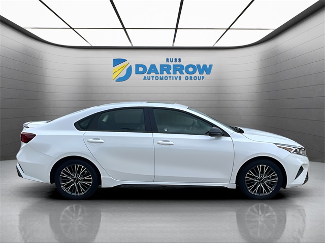2023 Kia Forte GT-Line photo 3