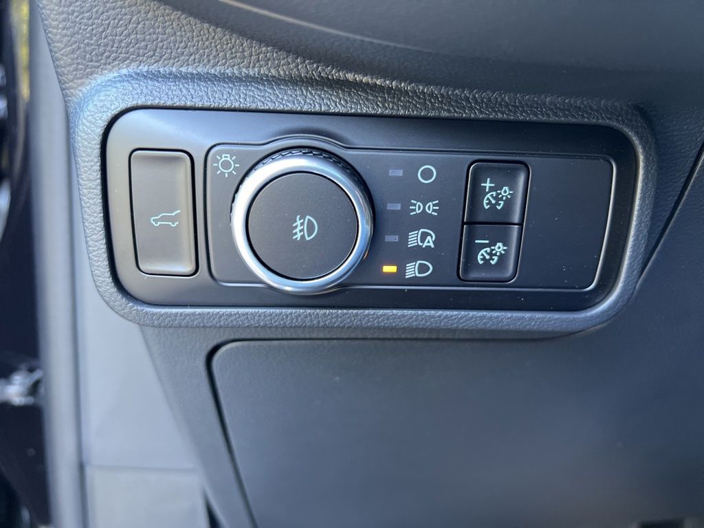 2025 Ford Explorer ST-Line photo 12