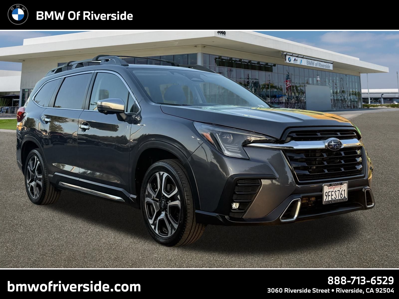 2023 Subaru Ascent Touring's photo