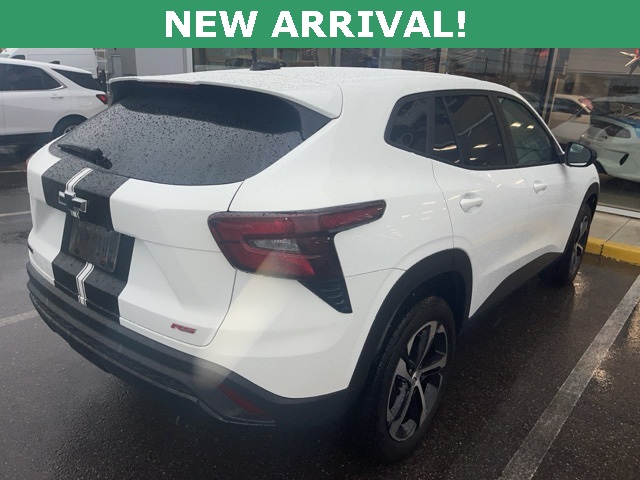 2025 Chevrolet Trax photo 4