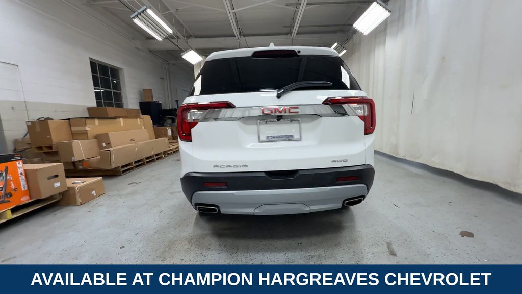 2023 Gmc Acadia SLE photo 4