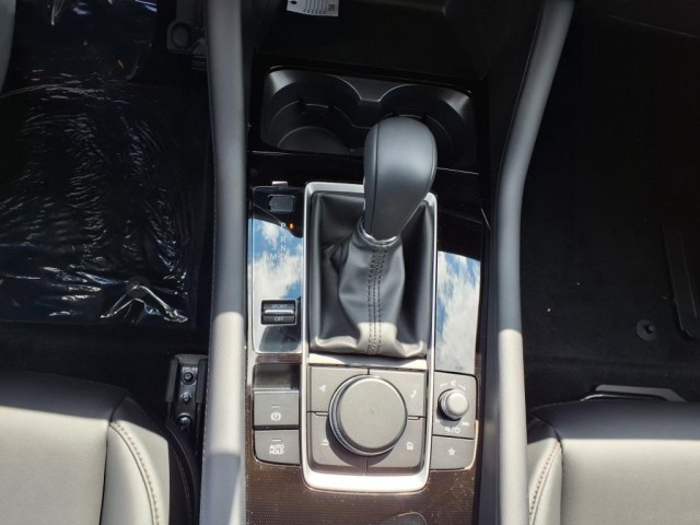 2025 Mazda Mazda3 Sedan 2.5 Select Sport photo 13