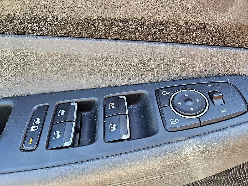2023 Hyundai Santa Fe SEL photo 28