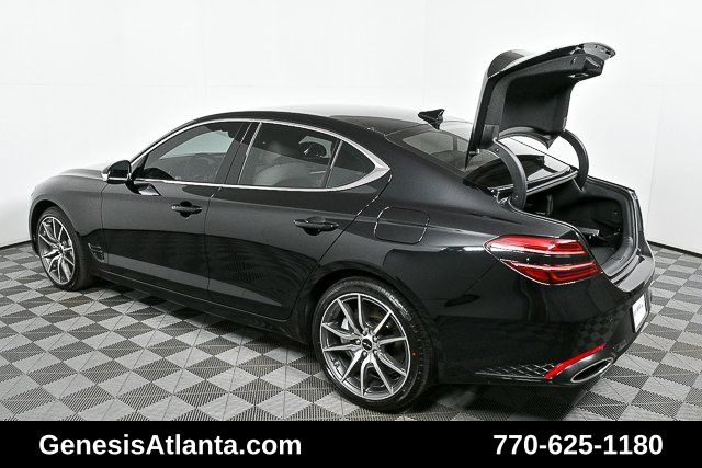 2025 Genesis G70 2.5T photo 7