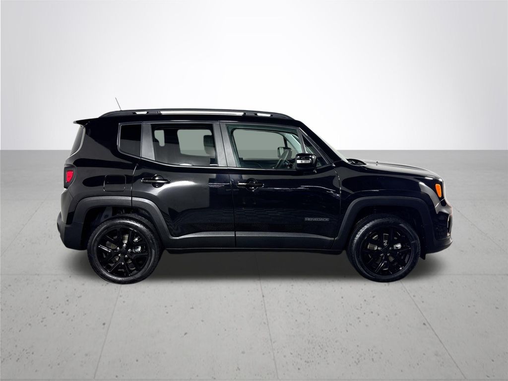 2023 Jeep Renegade Altitude photo 4