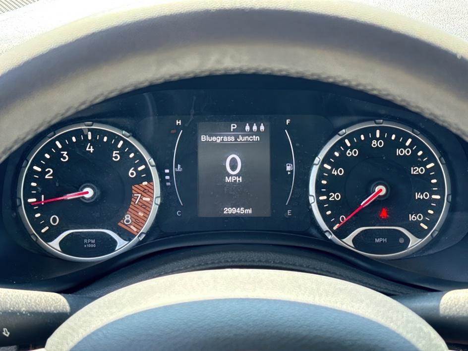 2019 Jeep Renegade Latitude photo 21