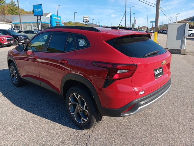 2026 Chevrolet Trax LT photo 18