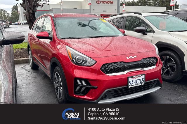 2022 Kia Niro LX